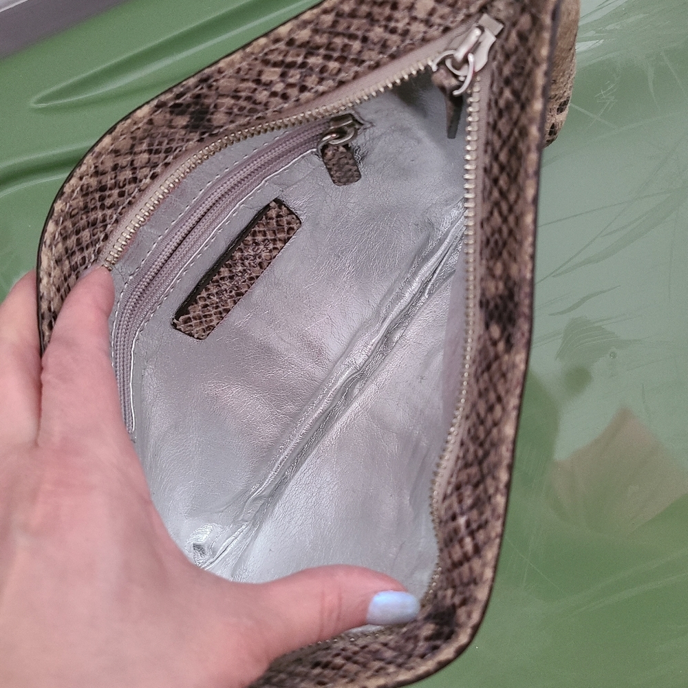 Mk pouch - Picture 3 of 3